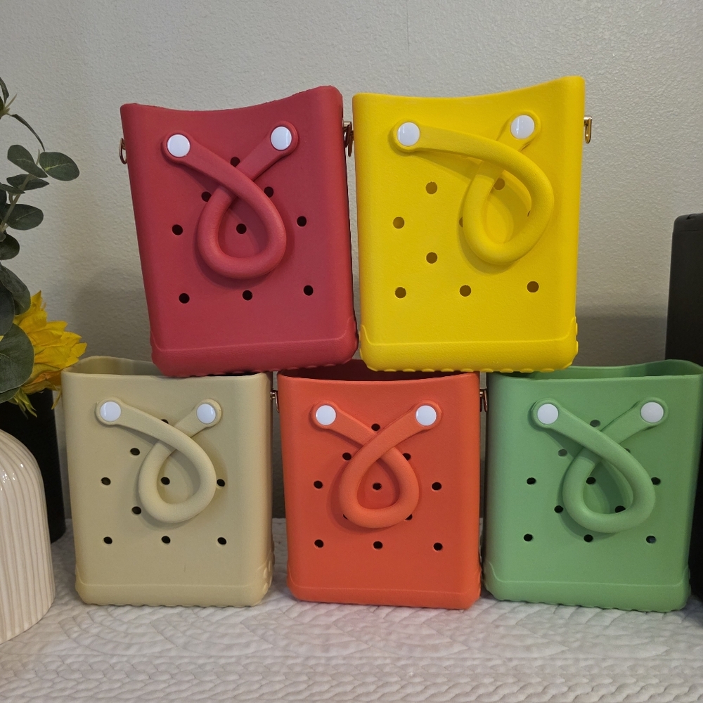 Silicone Crossbody Bag- NIP - Picture 2 of 5